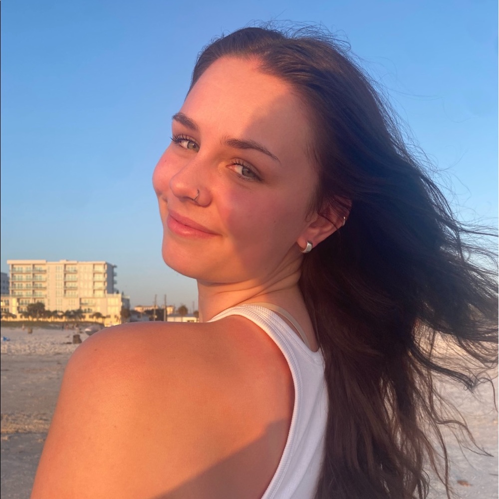 Meet your Posher, Brooke